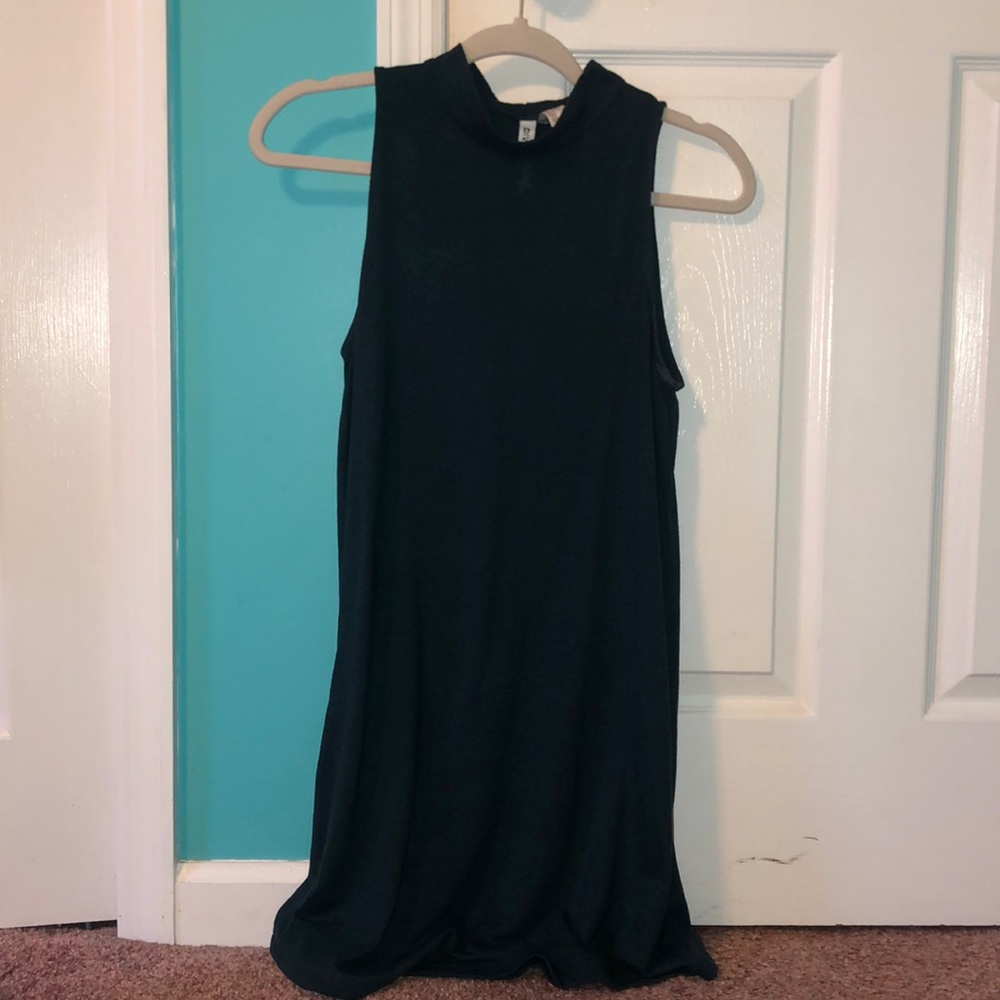 Green low turtle neck dress